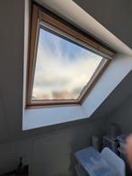 Velux tuimelraam GGL SK06 met verduister rolgordijn, Doe-het-zelf en Verbouw, Glas en Ramen, Ophalen, Gebruikt, 80 tot 120 cm