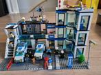 Lego City 7498 Politiebureau, Ophalen of Verzenden, Zo goed als nieuw