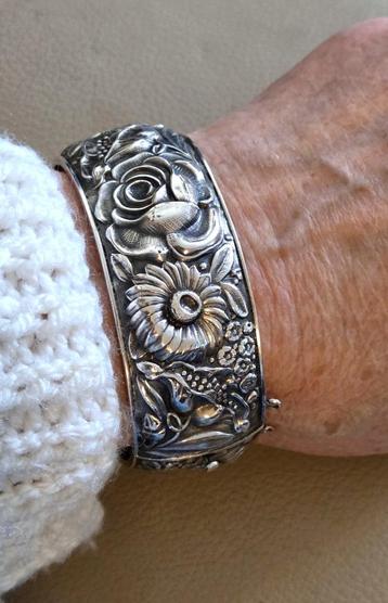 Prachtige  zilveren (925) armband / slavenarmband / bangle beschikbaar voor biedingen