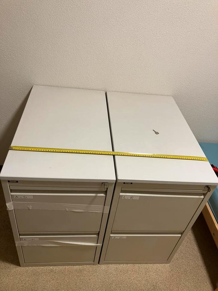 9 ARCHIEFKASTEN VERSCHILLENDE SOORTEN, Huis en Inrichting, Kasten | Roldeurkasten en Archiefkasten, Zo goed als nieuw, 200 cm of meer