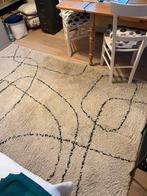 Vloerkleed- ligt- 160 bij 230, Ophalen, Gebruikt, Wit, 150 tot 200 cm