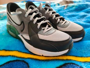 Nike air max 90 excee maat 41  beschikbaar voor biedingen