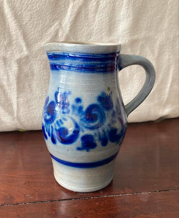 Vintage handgemaakte en beschilderde Keulse kan, Antiek en Kunst, Antiek | Keramiek en Aardewerk, Ophalen of Verzenden