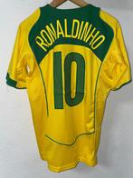 Retro voetbalshirt van ronaldinho met brazil 2006, Sport en Fitness, Voetbal, Shirt, Ophalen of Verzenden, Zo goed als nieuw