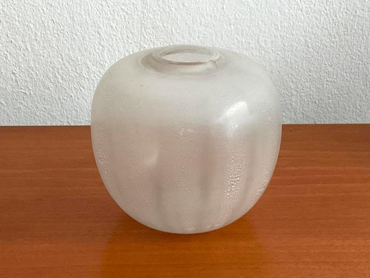 A.D.Copier: vaas VS0183 7,5 cm met tincraquelé Leerdam 1935, Antiek en Kunst, Antiek | Glas en Kristal, Ophalen of Verzenden