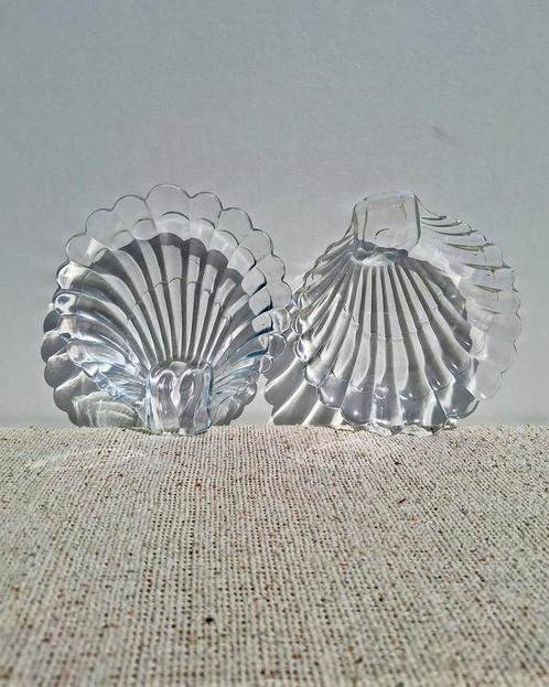 Vintage glazen schelpen schaaltje bakje zomerborrel sierlijk, Huis en Inrichting, Keuken | Servies, Zo goed als nieuw, Schaal of Schalen