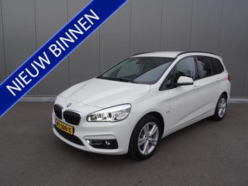 BMW 2 Serie Gran Tourer 220i 7p. | 192 PK | LEDER | HEAD UP  beschikbaar voor biedingen