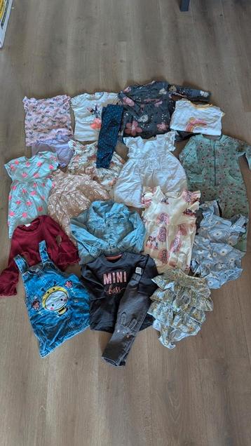 Meisjeskleding maat 80 – Lief – €15.. Pakket 18 beschikbaar voor biedingen