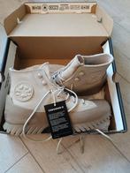 Converse CTAS lugged, Nieuw, Beige, Sneakers of Gympen, Ophalen