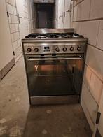 Smeg gasfornuis in goede staat, Witgoed en Apparatuur, Fornuizen, Ophalen, Gebruikt, 60 cm of meer, 4 kookzones