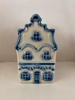 KLM huisje nr 1 -, Ophalen of Verzenden, Zo goed als nieuw, Gevuld