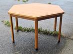 6 hoekige eettafel '70 uitschuifbaar, Ophalen, Gebruikt, 100 tot 150 cm, 50 tot 100 cm