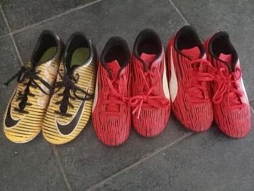 Voetbalschoenen 3 paar maat 32 beschikbaar voor biedingen