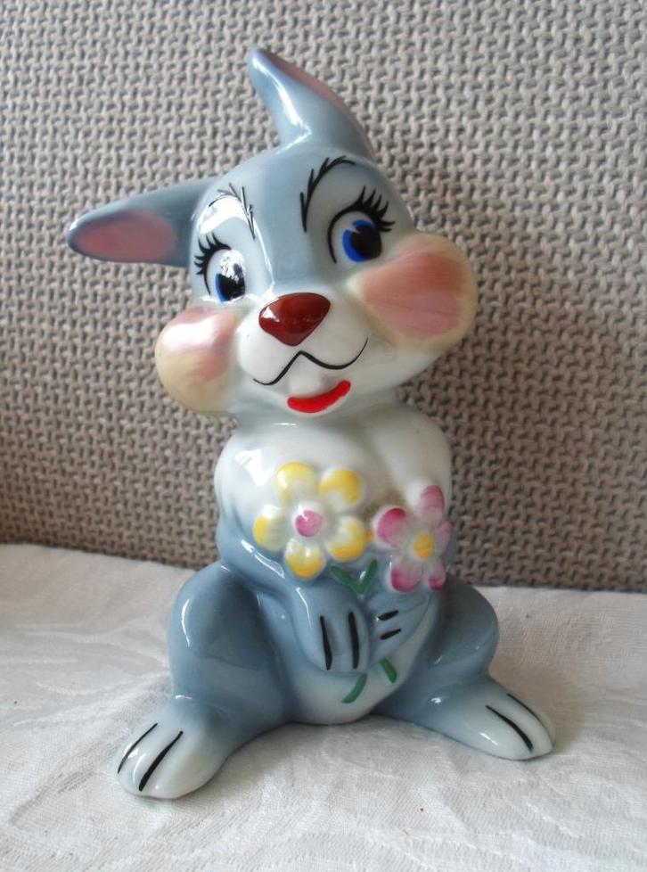 Porselein. Wade Stampertje / Thumper Walt Disney. Jaren '60, Verzamelen, Beelden en Beeldjes, Zo goed als nieuw, Dier, Ophalen of Verzenden