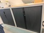 Roldeurkasten met slot, Ophalen, Gebruikt, 150 tot 200 cm, Meerdere deuren