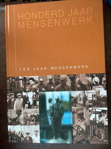 Honderd jaar mensenwerk - Vos groep Oldenzaal beschikbaar voor biedingen