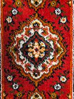 Vintage Perzisch wol tafelkleed Retro medallion red 33x78cm, Huis en Inrichting, Stoffering | Tapijten en Kleden, Perzisch vintage oosters hype