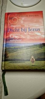 Sarah Young - Dicht bij Jezus, Boeken, Ophalen of Verzenden, Zo goed als nieuw, Sarah Young