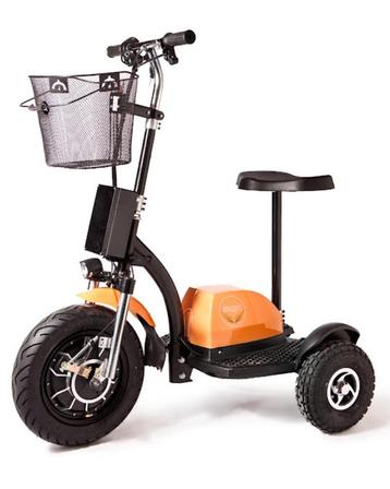 Sportieve rolstoel zonder helm plicht en € 59,- verzekering beschikbaar voor biedingen