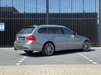 BMW 3-serie Touring 325xi LCI - 6 CILINDER - AUTOMAAT - M PA, Automaat, Euro 5, Gebruikt, Navigatiesysteem