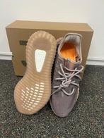 Yeezy Boost 350 V2, Ophalen of Verzenden, Nieuw, Bruin, Sneakers of Gympen