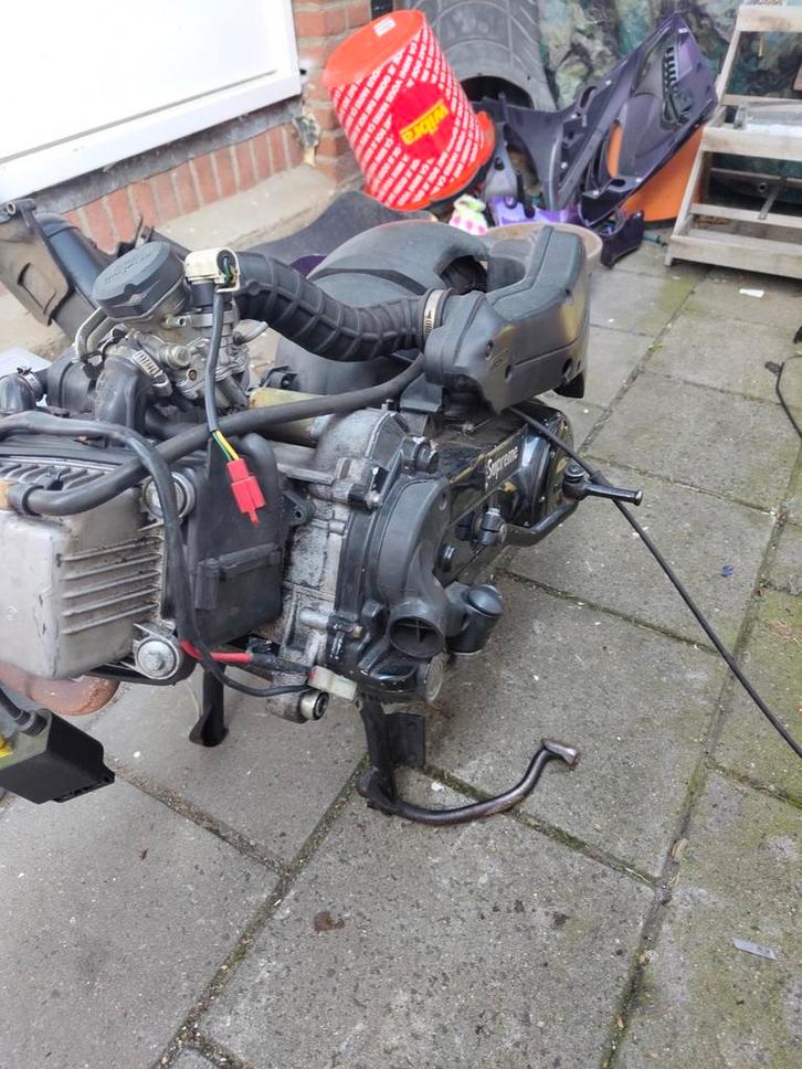 zip 4t blok 80cc full malossi (lees beschrijving), Fietsen en Brommers, Scooters | Piaggio, Gebruikt, Zip, Benzine, Ophalen