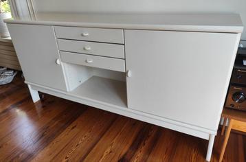 Dressoir maat 185 x 40 x 78 beschikbaar voor biedingen