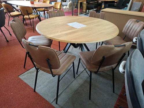6 Nieuwe stoelen, Cognac met zwarte poten en handgreep., Huis en Inrichting, Stoelen, Nieuw, Vijf, Zes of meer stoelen, Metaal