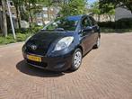 Toyota Yaris 1.3 VVTi Comfort 5DR Airco Trekhaak, Auto's, Voorwielaandrijving, Euro 5, Stof, 4 cilinders