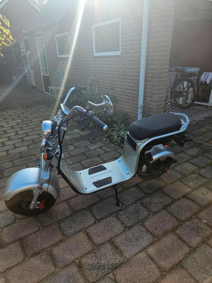 E chopper, Fietsen en Brommers, Scooters | Overige merken, Zo goed als nieuw, Elektrisch, Ophalen