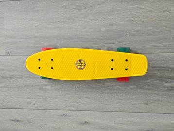 Gele Nijdam 22.5" flipgrip retro skateboard, als NIEUW! beschikbaar voor biedingen