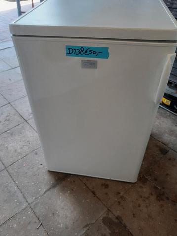 Bierkoelkasten met of zonder vriesvak beschikbaar voor biedingen