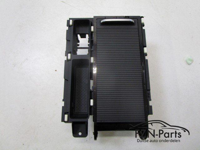 VW Passat B8 Bekerhouder Middenconsole, Auto-onderdelen, Carrosserie en Plaatwerk, Gebruikt, Ophalen of Verzenden