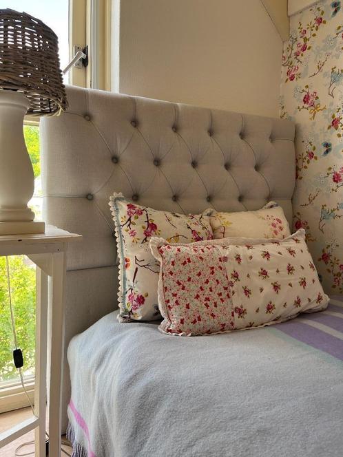 Headboard/hoofdbord voor 1 persoonsbed beige stof., Huis en Inrichting, Slaapkamer | Bedden, Zo goed als nieuw, Eenpersoons, 100 cm