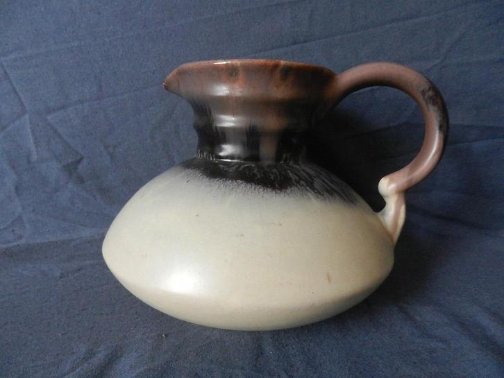 Aardewerk kan met oor geribde hals Katwijk Klinkenberg 14,8, Antiek en Kunst, Antiek | Keramiek en Aardewerk, Ophalen of Verzenden