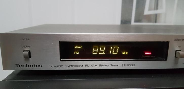 Technics tuner ST8055 zilver, Audio, Tv en Foto, Tuners, Zo goed als nieuw, Analoog, Ophalen of Verzenden