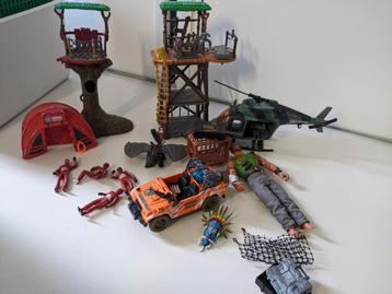 Veel speelgoed, gi joe, dino valley, etc beschikbaar voor biedingen
