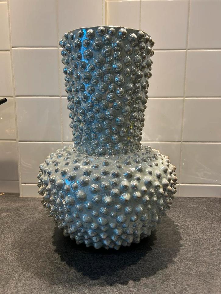 Daan Kromhout Vaas Djedda - Bijzondere Design Vaas, Huis en Inrichting, Woonaccessoires | Vazen, Zo goed als nieuw, Wit, 50 tot 75 cm