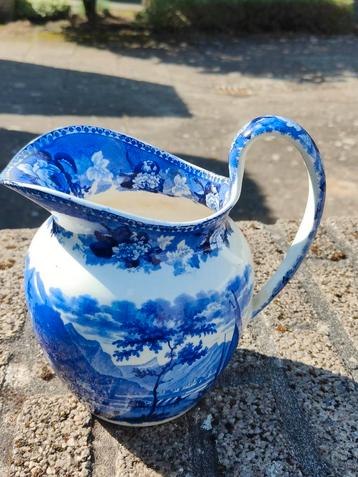 Mooi beschilderde water kan beschikbaar voor biedingen