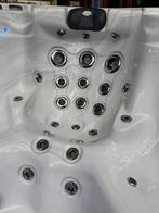 Jacuzzi fox spa Eternal, Tuin en Terras, Bubbelbaden en Hottubs, Ophalen, Zo goed als nieuw, Pomp