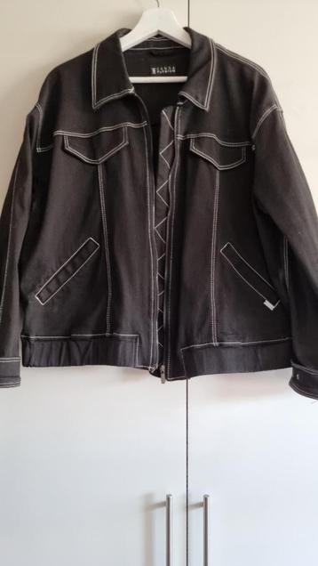 Canda Premium🍀Heerlijk Zwart jasje als nieuw🌿🌿Mt 44 beschikbaar voor biedingen