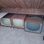 Klassieke zwart wit Tv's met beeldbuizen.

Zeer oud.
Kunstig, Antiek en Kunst, Antiek | Tv's en Audio, Ophalen