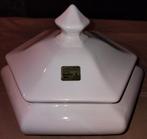 Delfts Wit  Aardewerkfabriek De Drietand 6-kantige Dekschaal, Ophalen of Verzenden