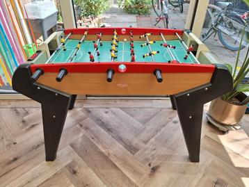 Tafelvoetbal / voetbaltafel beschikbaar voor biedingen
