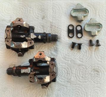 Shimano SPD pedalen en schoenplaatjes beschikbaar voor biedingen