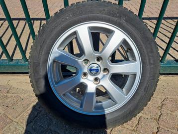 Licht metalen Velgen o a Volvo V70 beschikbaar voor biedingen