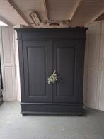 Stoere robuuste antieke kledingkast, Huis en Inrichting, Kasten | Kledingkasten, Ophalen of Verzenden, 50 tot 75 cm, 100 tot 150 cm