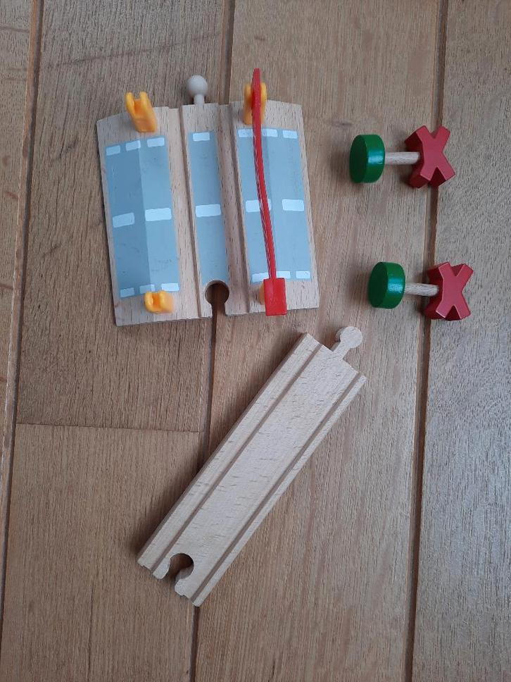 BRIO Railway crossing, Kinderen en Baby's, Speelgoed | Houten speelgoed, Ophalen of Verzenden