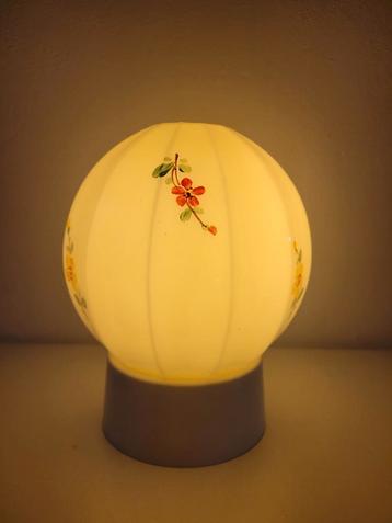 Retro design vintage plafondlamp met bloemen/ floral