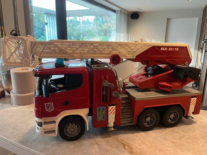 Scania Brandweerauto - Speelgoed, Kinderen en Baby's, Speelgoed | Speelgoedvoertuigen, Gebruikt, Ophalen of Verzenden